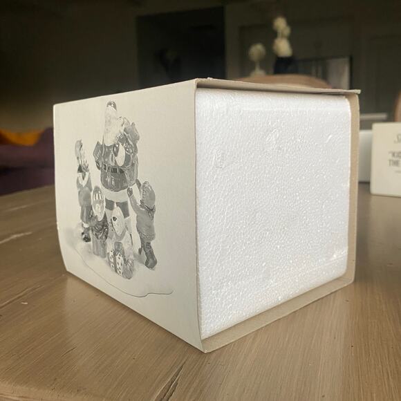 Dept 56 "Santa Comes to Town 1995” Original Snow Village Collection Christmas - Picture 15 of 15